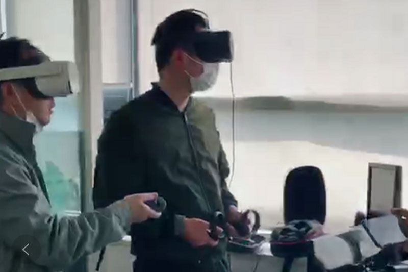 img02